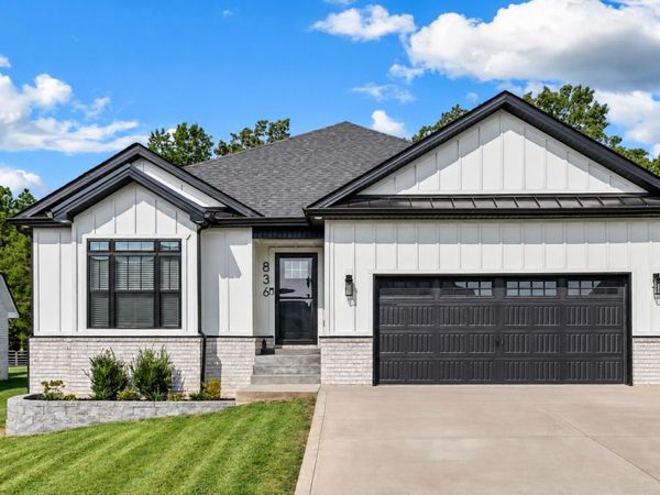 836 Jersey Dr, Clarksville, TN 37043