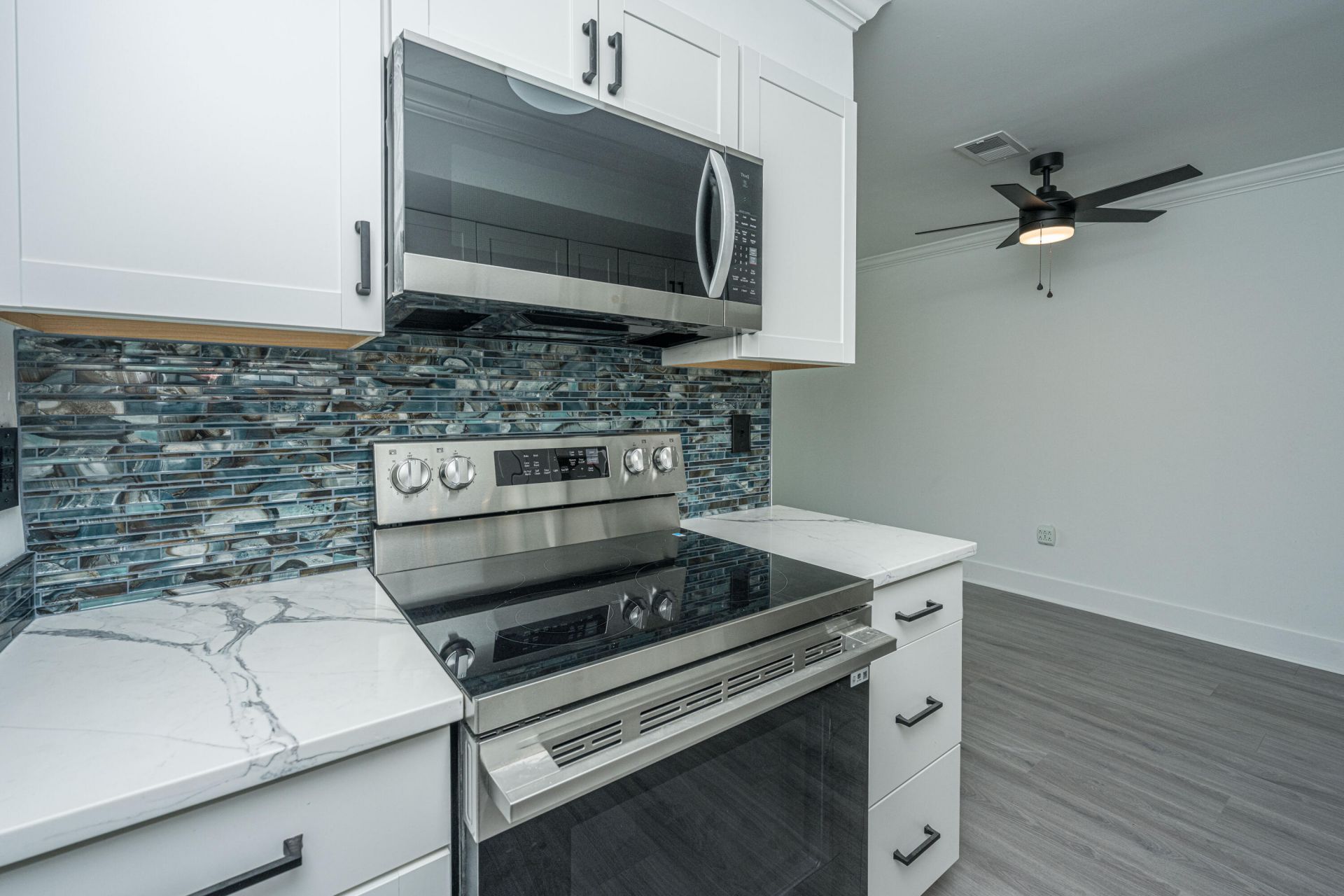 2494 Etiwan Avenue Photo 15