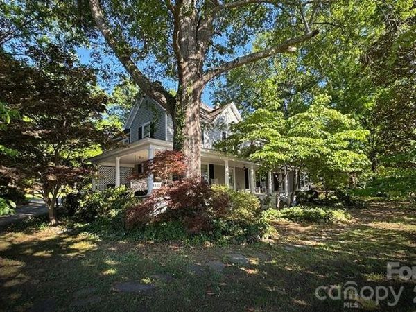 842 N Aspen Street, Lincolnton, NC 28092