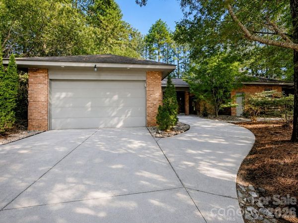 316 Riverwood Road, Mooresville, NC 28117