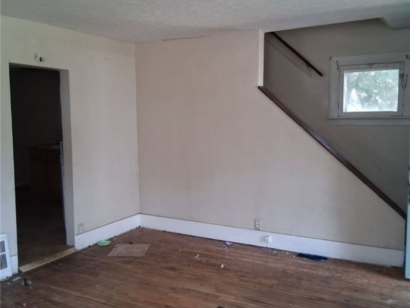 106 Shaker Drive, Akron, OH 44305 Photo 3