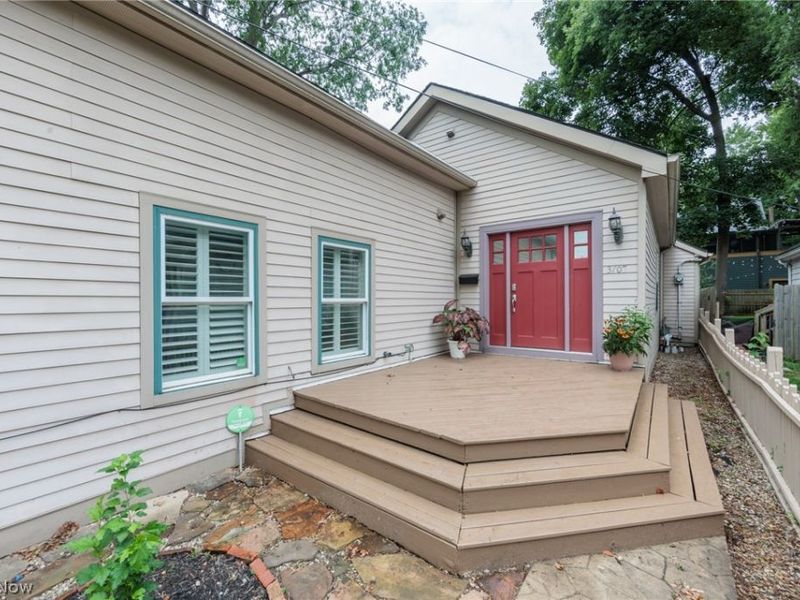3708 Whitman Avenue , Cleveland, OH 44113 Photo 2
