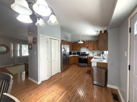 Main Photo