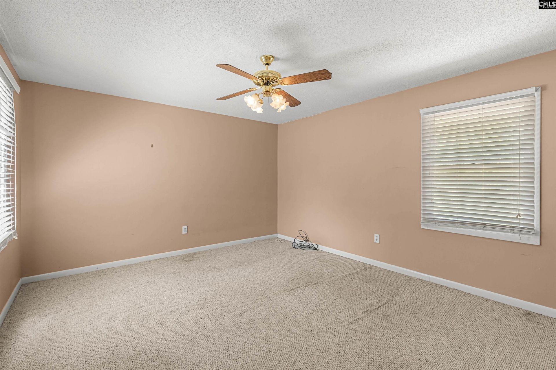 1575 Lincoln Road  Photo 36