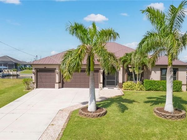 2218 NW 37th PL, CAPE CORAL, FL 33993