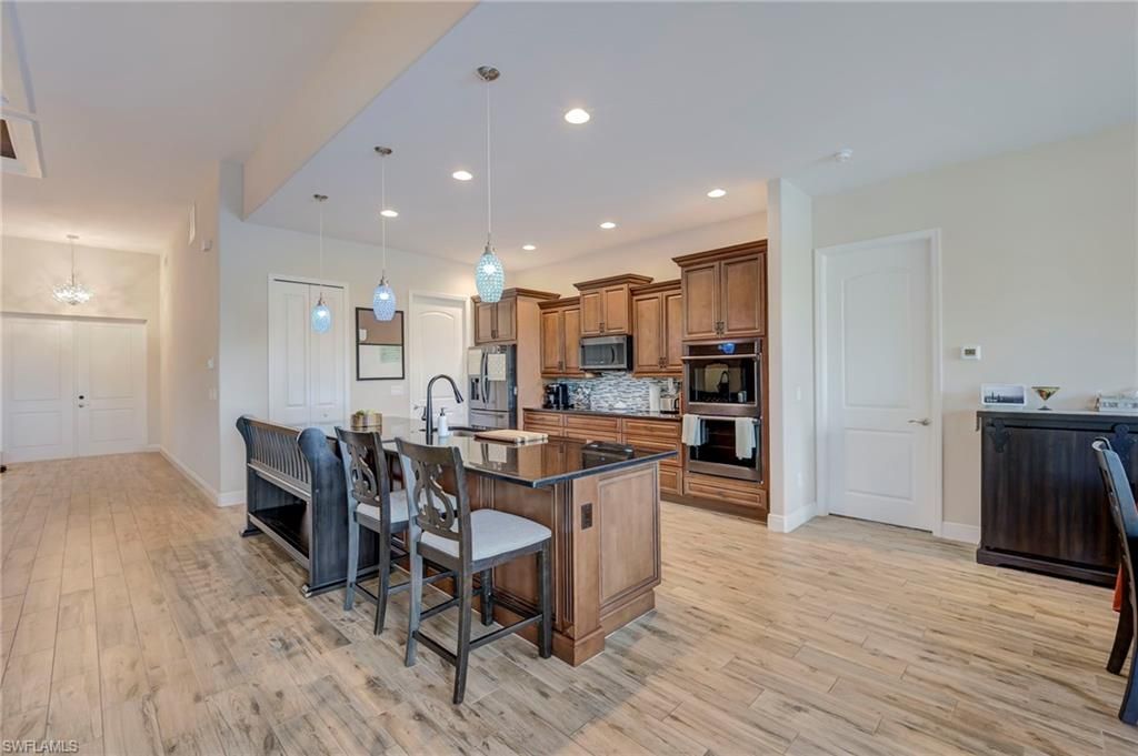 2218 NW 37th Pl, Cape Coral, FL 33993 Photo