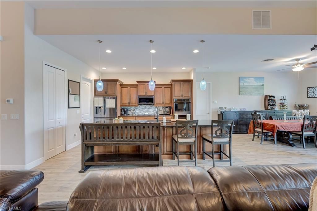 2218 NW 37th Pl, Cape Coral, FL 33993 Photo