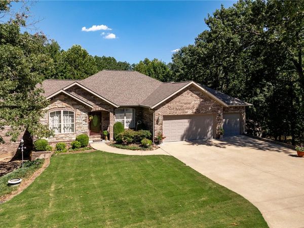 8 Barley Lane, Bella Vista, AR 72714
