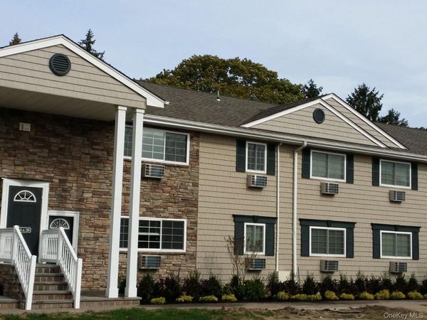 317 Brook Avenue , Unit 317-2b, Bay Shore, NY 11706