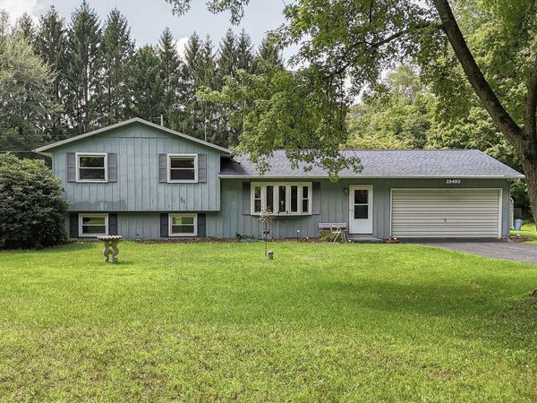28493 Downey Street, Dowagiac, MI 49047