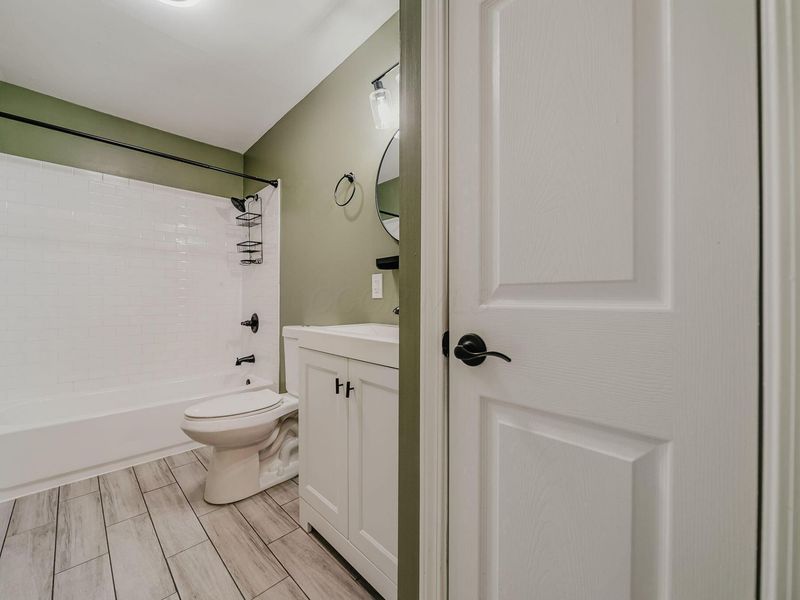 5135 Fairlane Road , Columbus, OH 43207 Photo 16