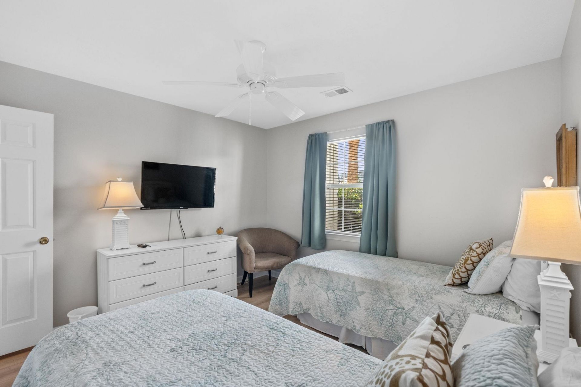 627 Waterway Village Blvd. Photo 35