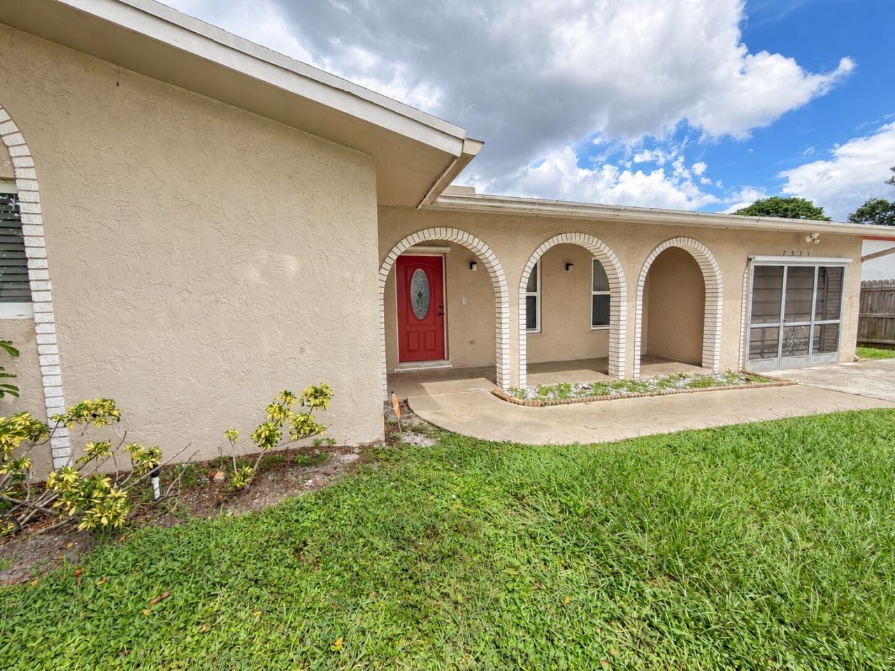 7975 NW 8th Street, Margate, FL 33063 Photo