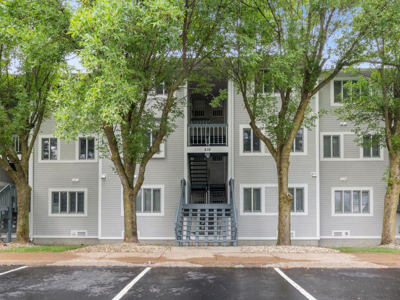 216 W Lakeshore Drive, Unit E, Port Clinton, OH 43452 Photo 38