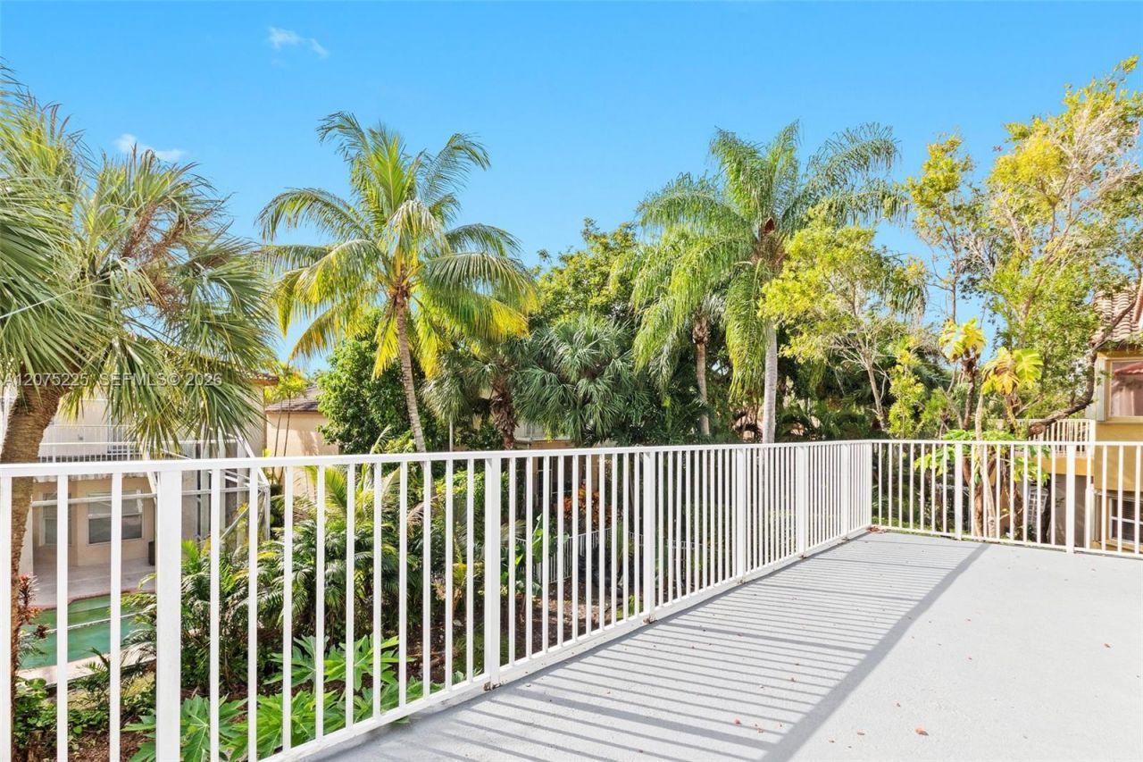 15842 SW 14 St , Pembroke Pines, FL 33027 Photo
