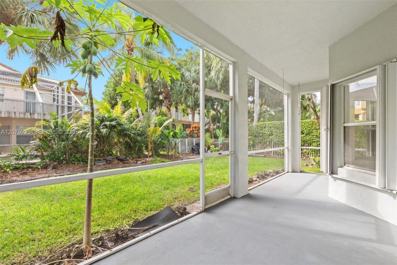 15842 SW 14 St , Pembroke Pines, FL 33027 Photo