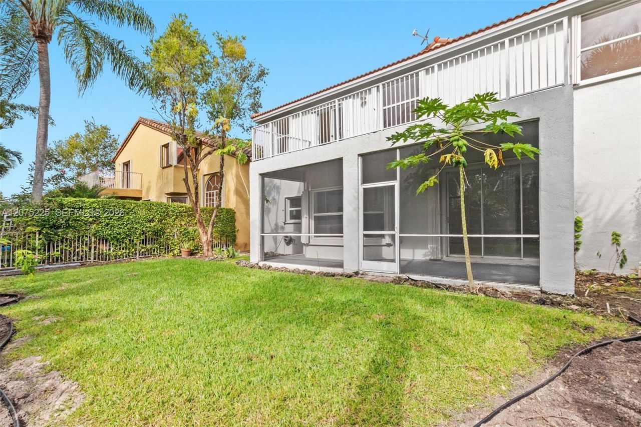 15842 SW 14 St , Pembroke Pines, FL 33027 Photo