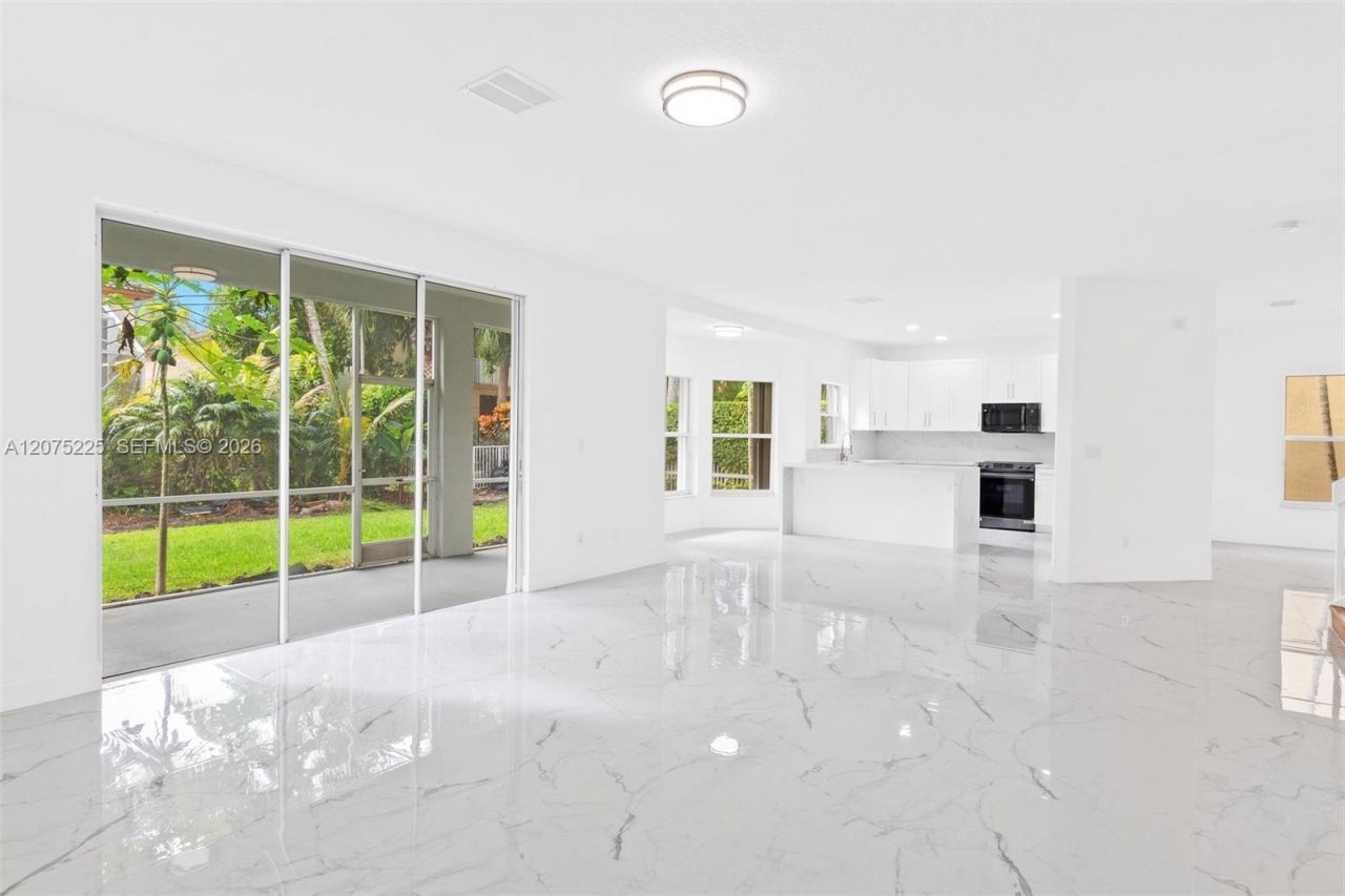 15842 SW 14 St , Pembroke Pines, FL 33027 Photo
