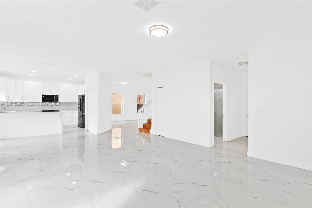 15842 SW 14 St , Pembroke Pines, FL 33027 Photo