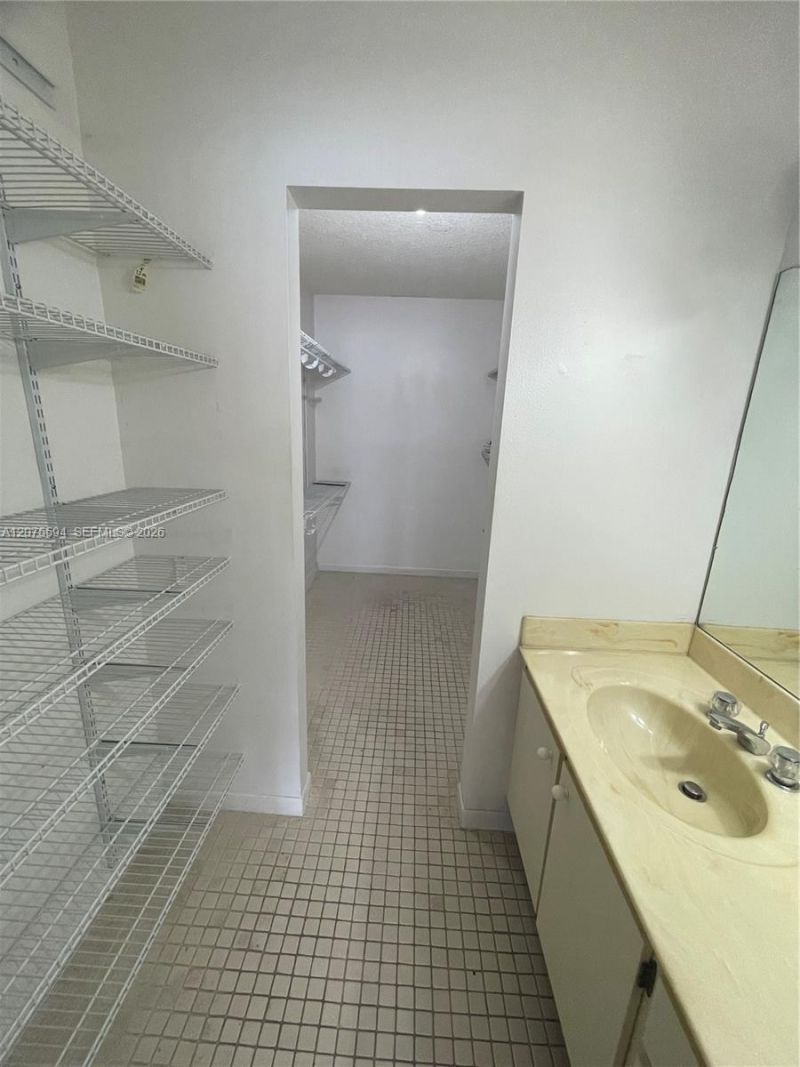 200 Golden Isles Dr, Unit 401, Hallandale Beach, FL 33009 Photo