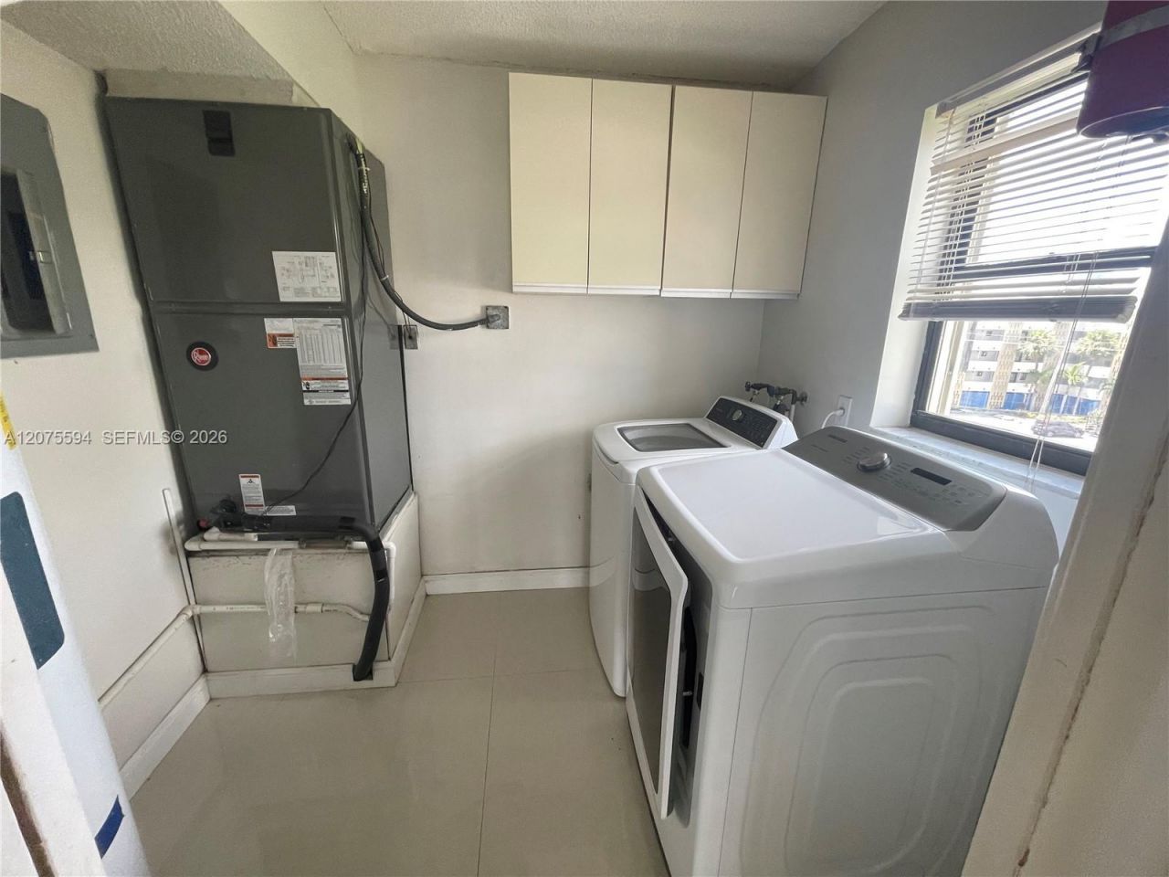 200 Golden Isles Dr, Unit 401, Hallandale Beach, FL 33009 Photo