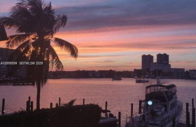 200 Golden Isles Dr, Unit 401, Hallandale Beach, FL 33009 Photo