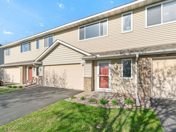 4052 Blakewood Drive, Shakopee, MN 55379