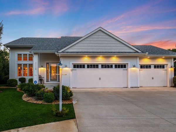 26918 Mc Arthur Court, South Bend, IN 46628