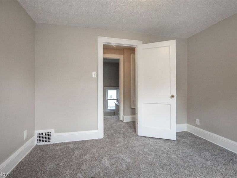 516 Bacon Avenue, Akron, OH 44320 Photo 18