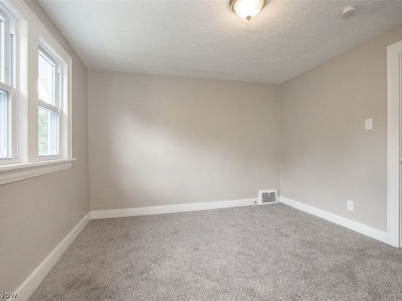 516 Bacon Avenue, Akron, OH 44320 Photo 22
