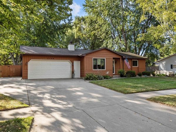 2108 S HORIZON DRIVE, Appleton, WI 54915