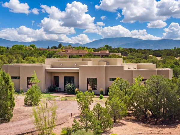 4 Rain Dance Court, Santa Fe, NM 87506