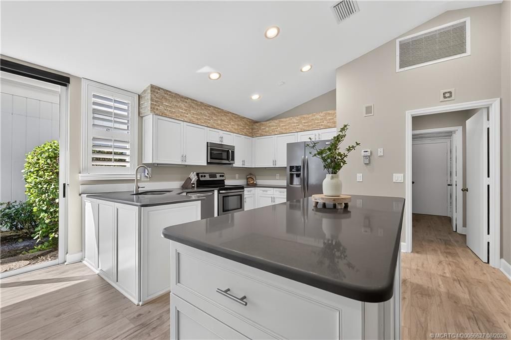 2205 NW Seagrass Drive , Palm City, FL 34990 Photo