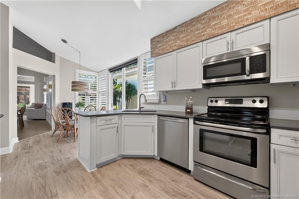 2205 NW Seagrass Drive , Palm City, FL 34990 Photo