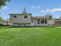 328 N Greenview Avenue, Mundelein, IL 60060 primary photo