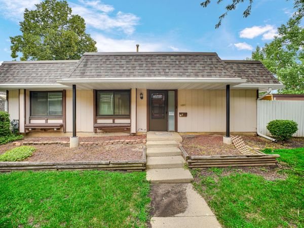 1231 San Simeon Drive , Hanover Park, IL 60133