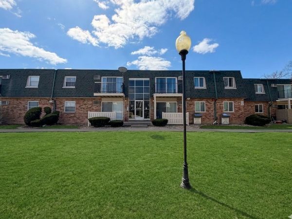 9954 S 84th Terrace , Unit 109, Palos Hills, IL 60465