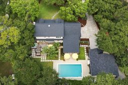 1233 Calais Drive photo 4