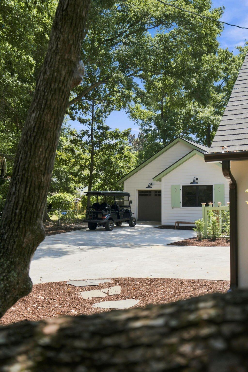 1233 Calais Drive Photo 5