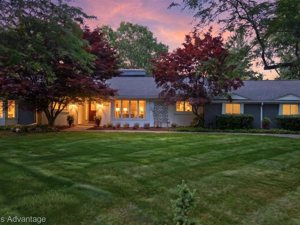 1642 Keller Lane, Bloomfield Township, Mi 48302