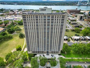 1300 E Lafayette Street , Unit 903, Detroit, Mi 48207