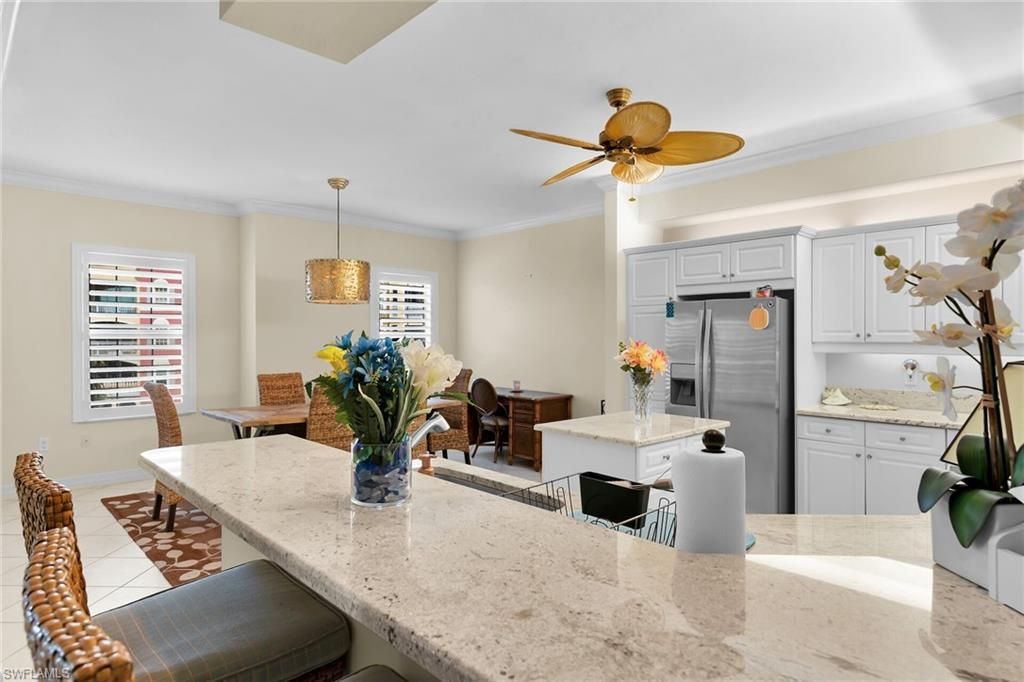 451 Bayfront Pl, Unit 5405, Naples, FL 34102 Photo