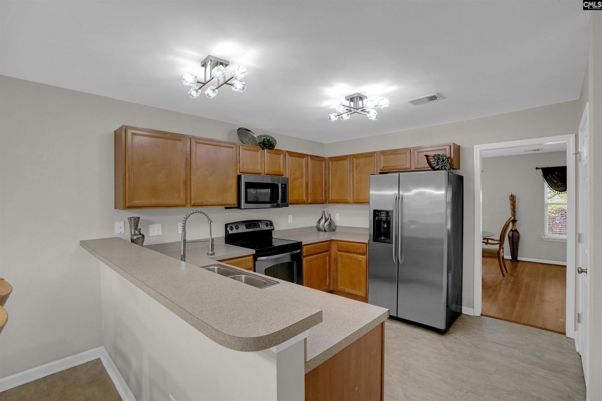 516 Foxstone Drive  Photo 11