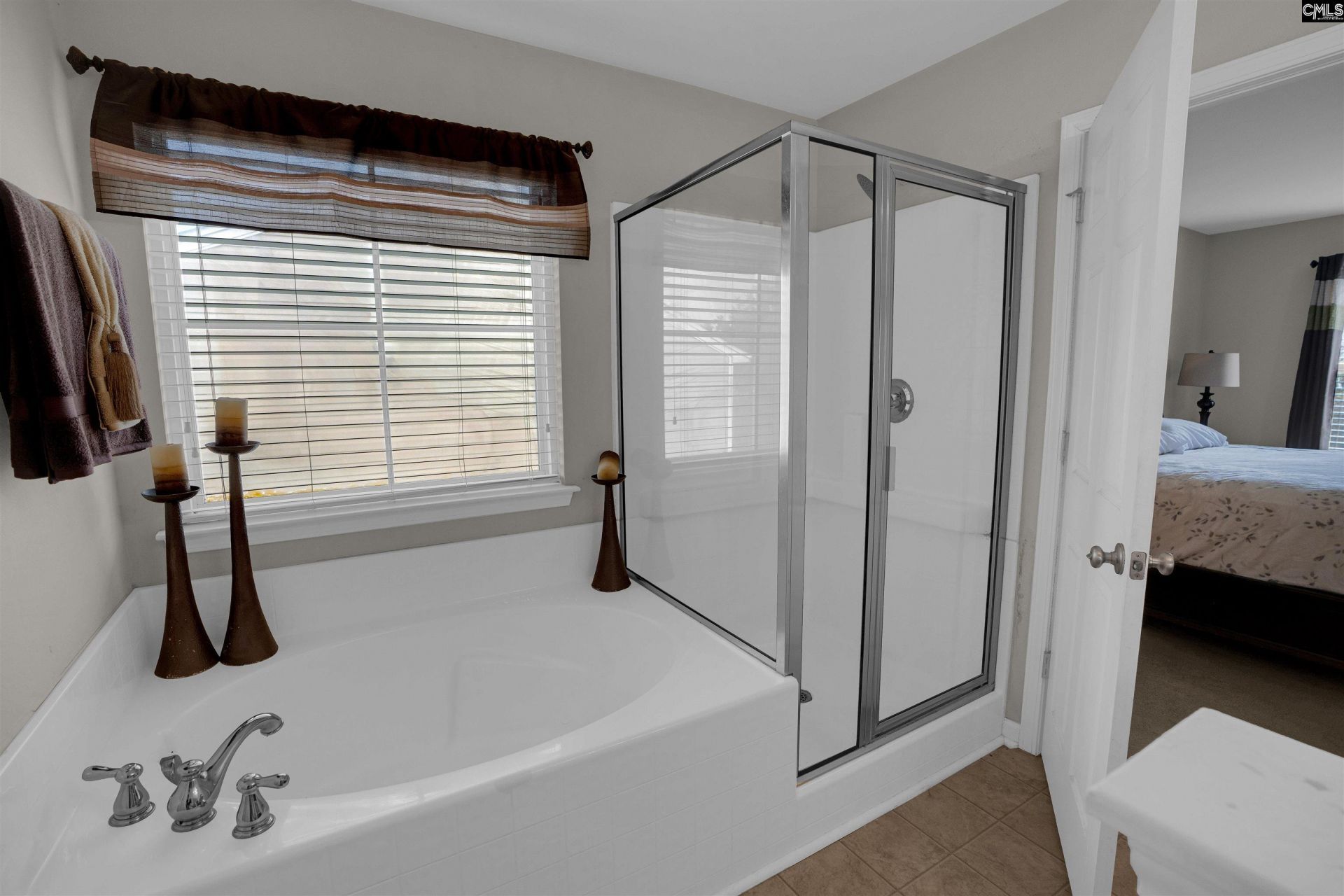 516 Foxstone Drive  Photo 24