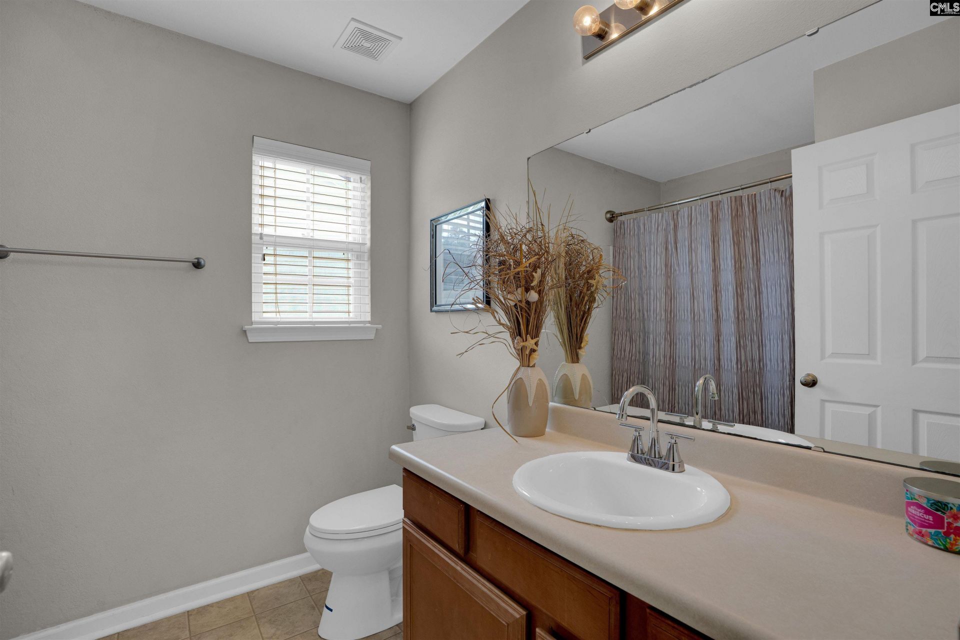 516 Foxstone Drive  Photo 29