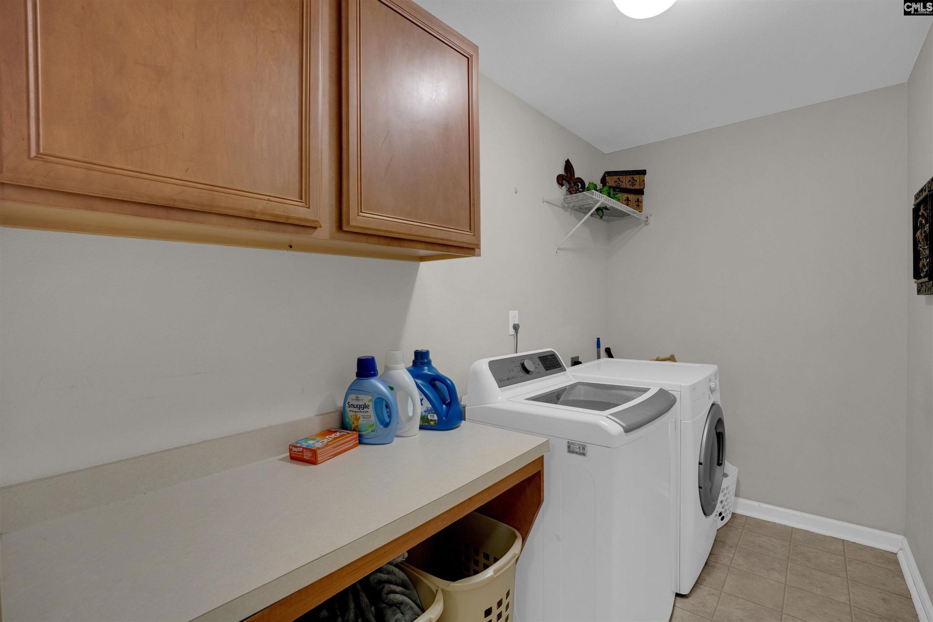 516 Foxstone Drive  Photo 34