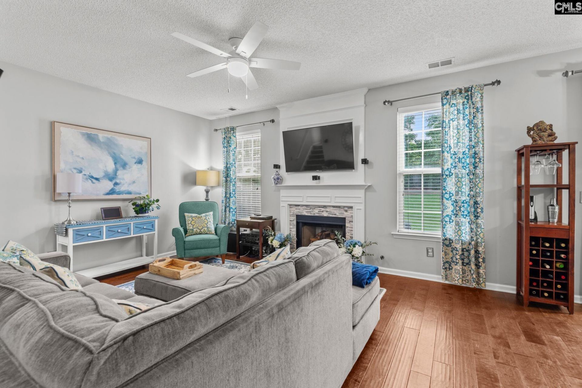 325 Buckthorne Drive Photo 17