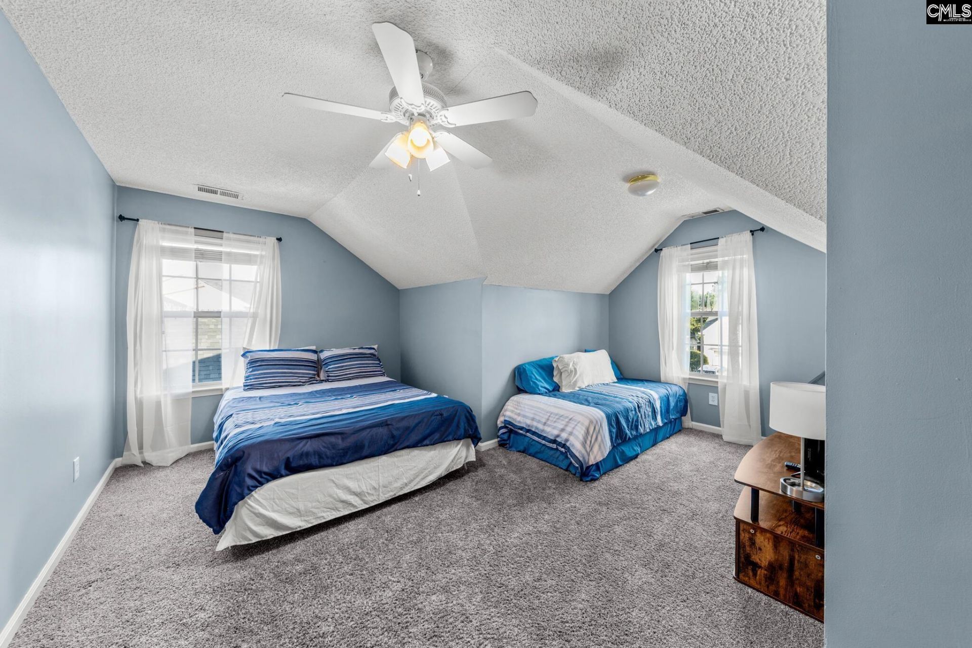 325 Buckthorne Drive Photo 26