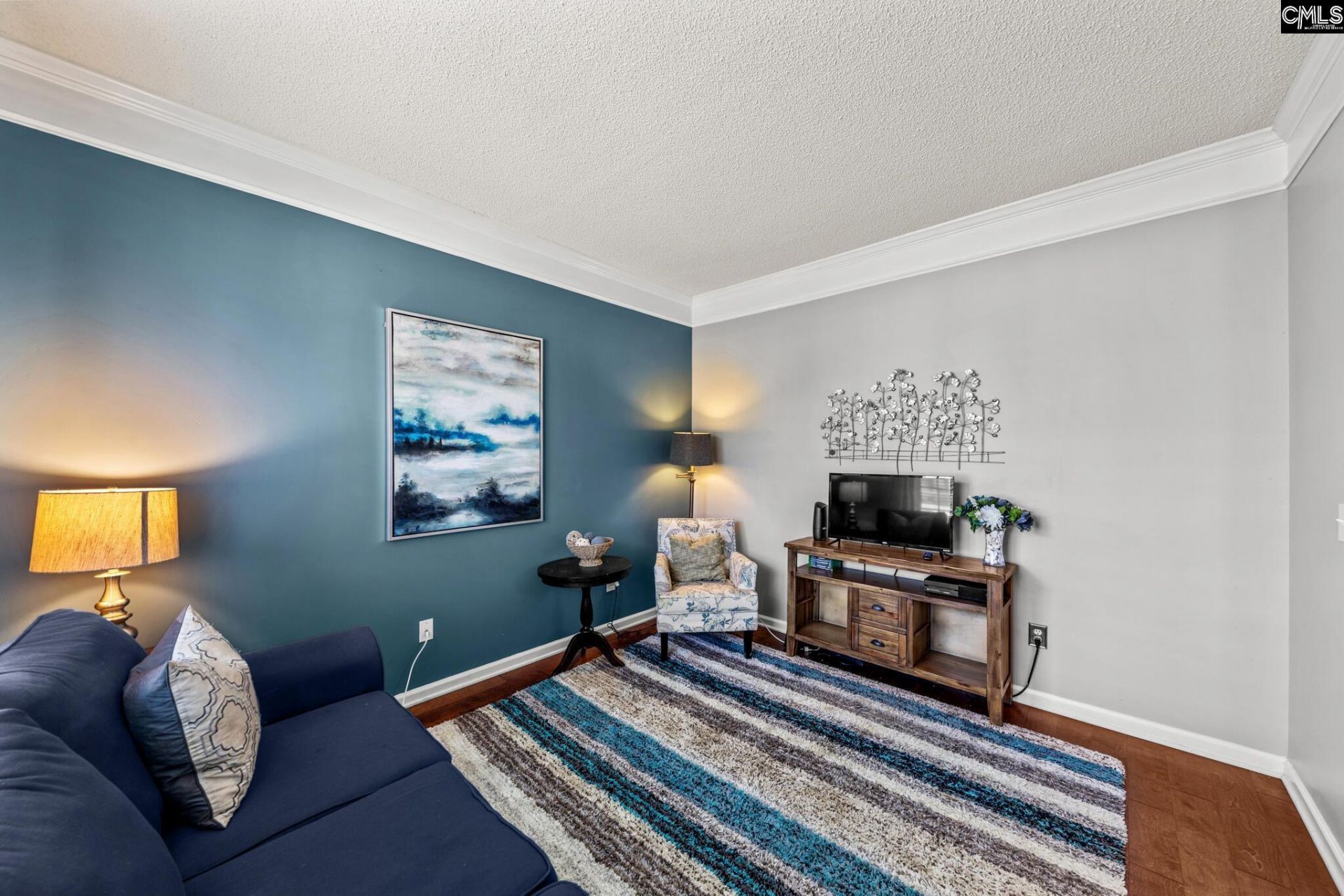 325 Buckthorne Drive Photo 8