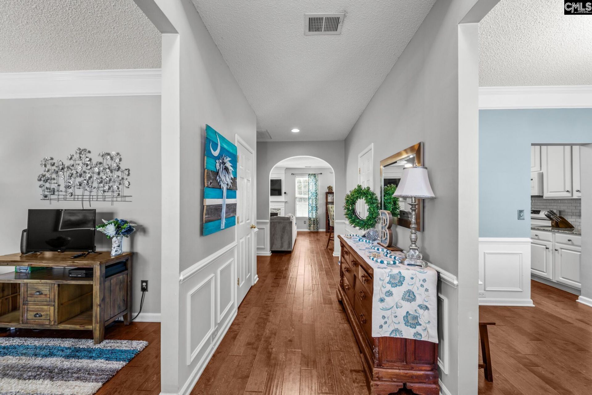 325 Buckthorne Drive Photo 9